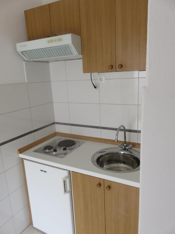 Apartmani Mm Starigrad Paklenica Exterior foto