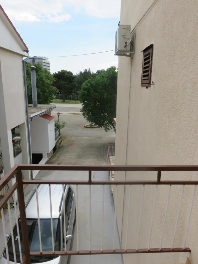 Apartmani Mm Starigrad Paklenica Exterior foto