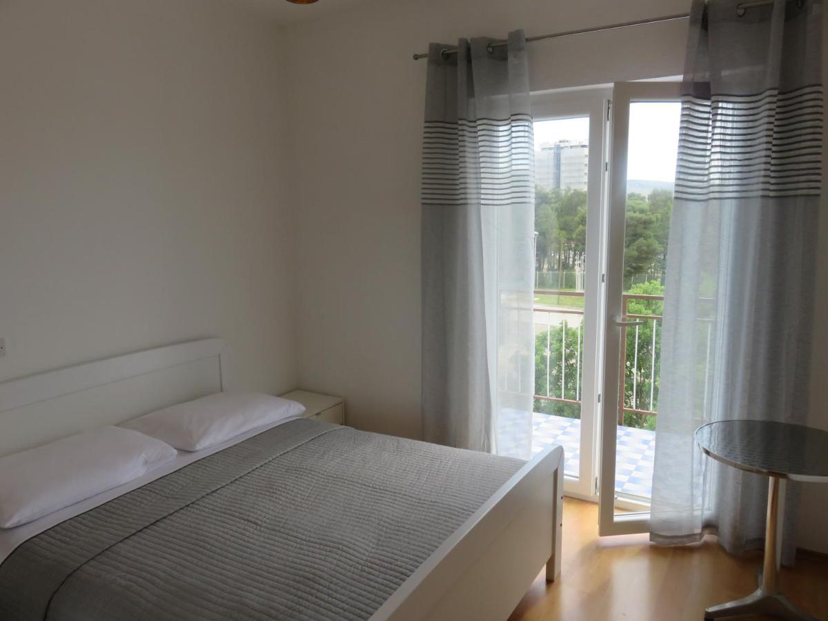 Apartmani Mm Starigrad Paklenica Exterior foto